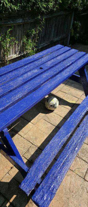 Free. Garden bench / table 