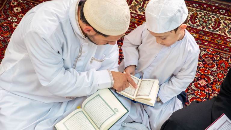 📖 Qur’an & Tajweed Lessons – Free Trial | Serving Local Muslim Families