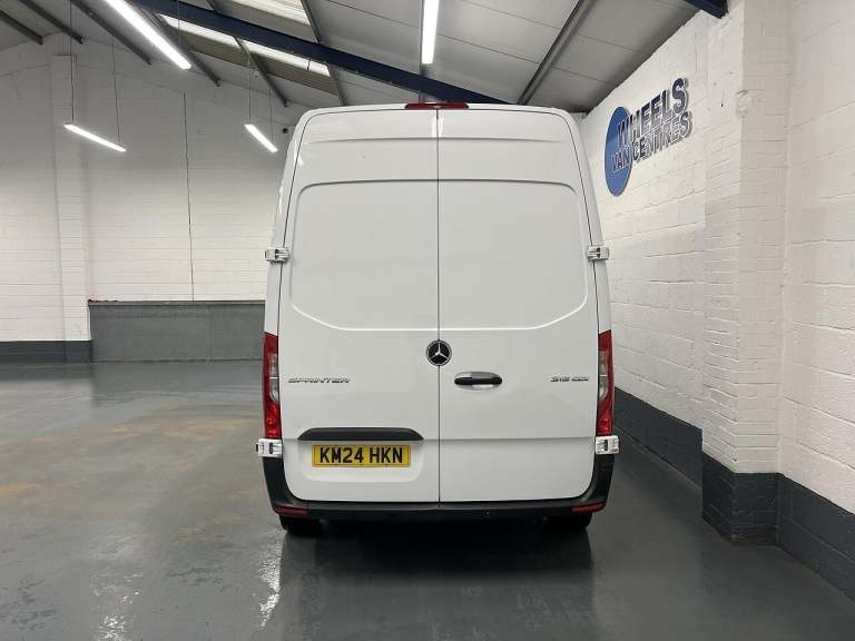 2024 Mercedes-Benz Sprinter 3.5t H1 Premium Van PANEL VAN DIESEL Manual