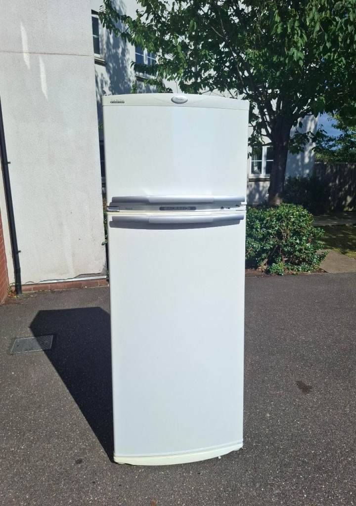 Total No Frost Whirlpool large fridge freezer 