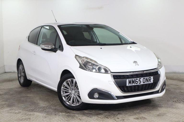 2015 Peugeot 208 1.2 PureTech Allure Hatchback 3dr Petrol Manual Euro 6 (82 ps) 