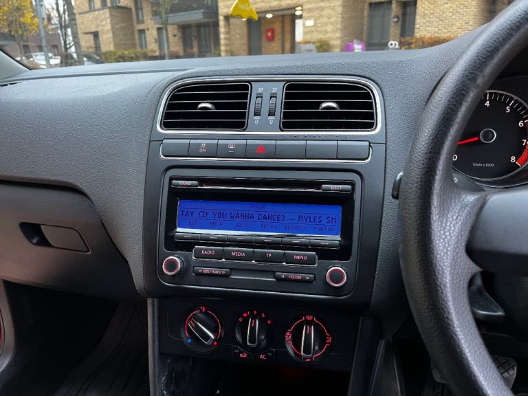 2011 Volkswagen Polo 1.4 SE Hatchback 