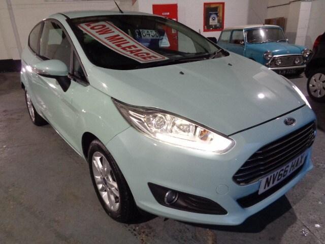 2016 Ford Fiesta 1.25 82 Zetec 3dr LOW Mileage HATCHBACK Petrol Manual