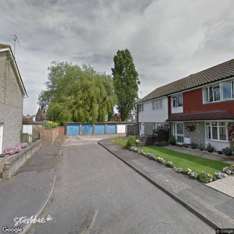 Garage to rent in Horley (RH6) | Stashbee