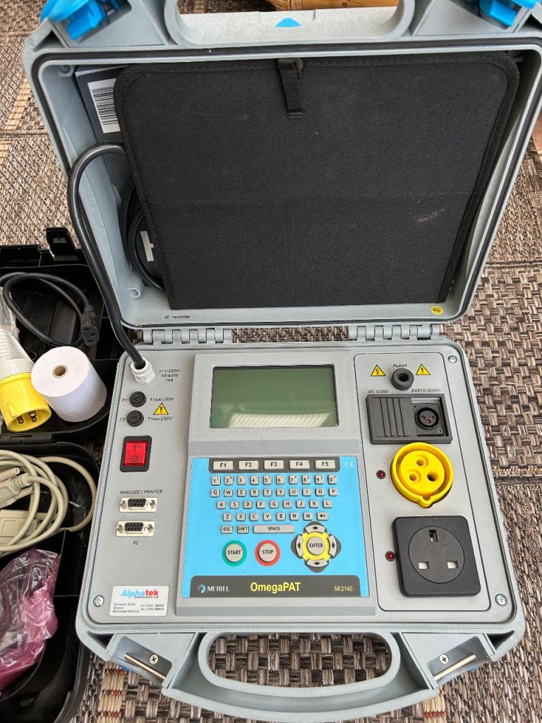 Metrel Omega PAT MI2140 PAT Tester with 2 printers, scanner, labels and CD