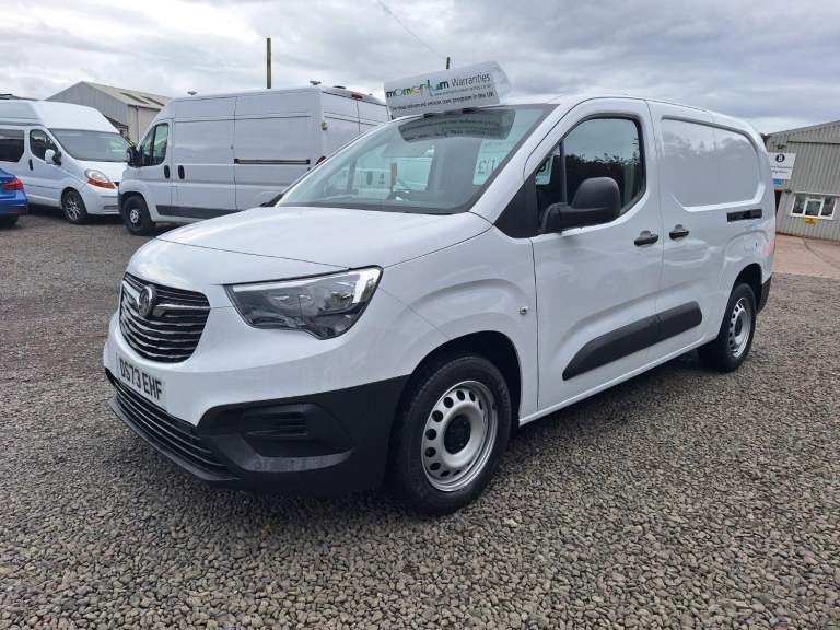VAUXHALL COMBO 1.5 Turbo D 2300 Prime LWB L2 White Manual Diesel 2023
