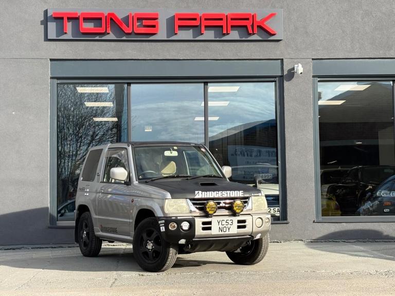  Mitsubishi Pajero Petrol Automatic