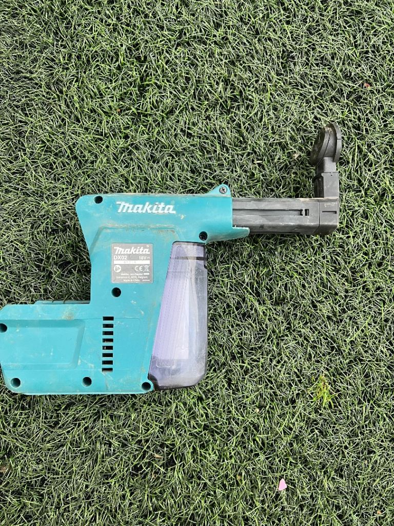 Makita DX02 Automatic Dust Extraction Unit for DHR242 Brushless