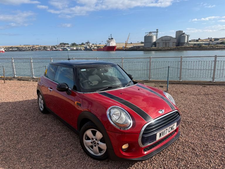 MINI COOPER 1.5 12 months M.O.T GREAT CONDITION