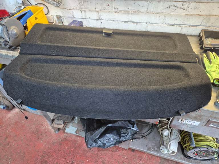2008 mazda 3 parcel shelf 