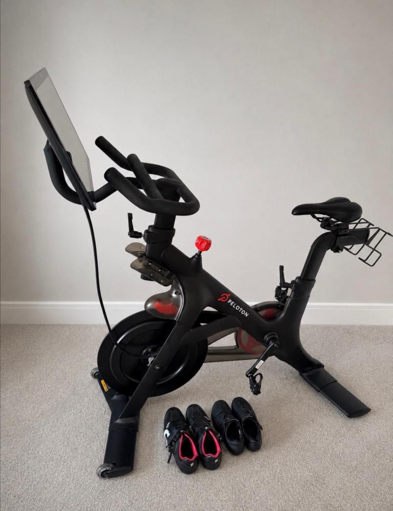 Peloton Exercise Bike – Black, Good Working Condition