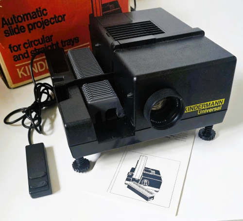 Kindermann Universal 35mm Slide Projector with Straight Tray – Box & Manual
