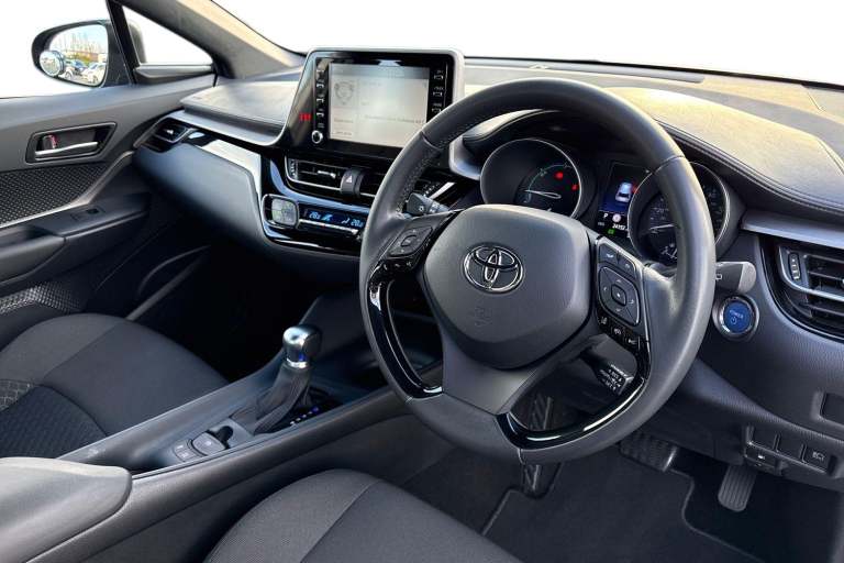 2022 Toyota C-HR 1.8 VVT-h Icon CVT Euro 6 (s/s) 5dr SUV PETROL/ELECTRIC Automatic