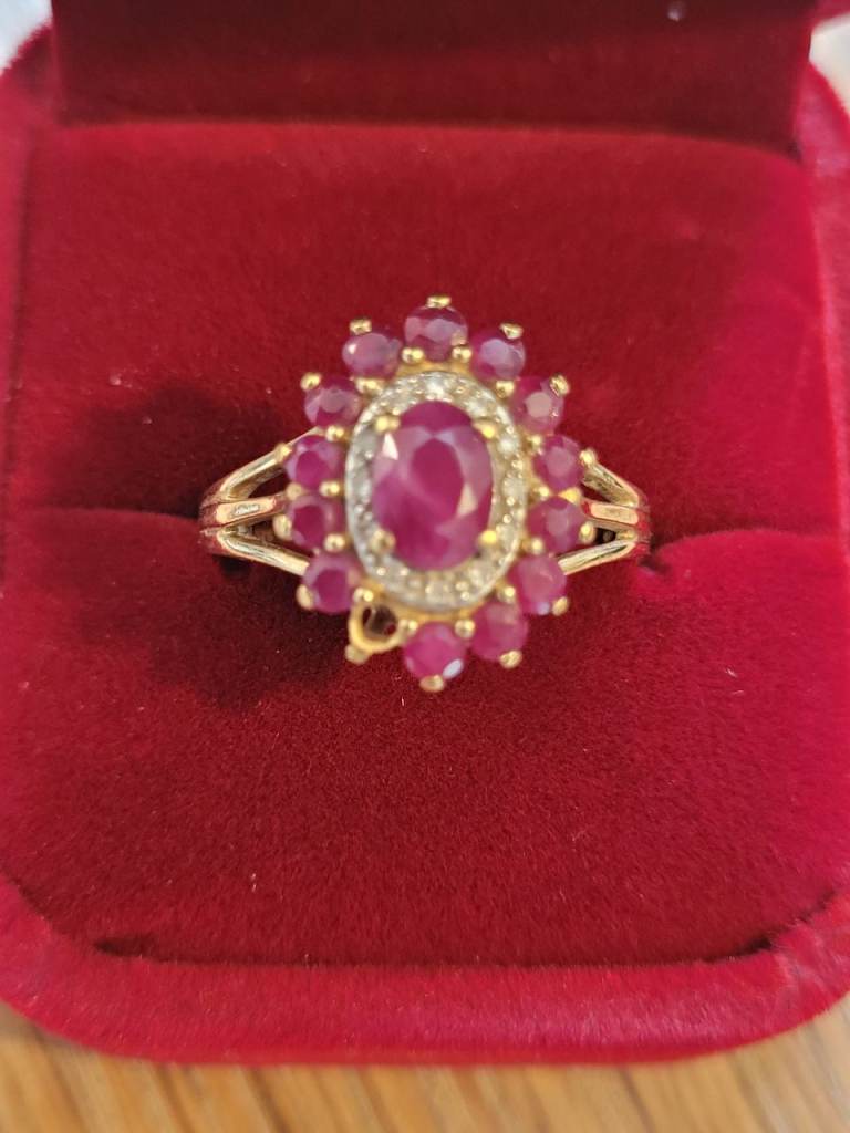 9ct Gold Natural Ruby & Diamond Cluster Ring Size S 5g Hallmarked – One Ruby Missing