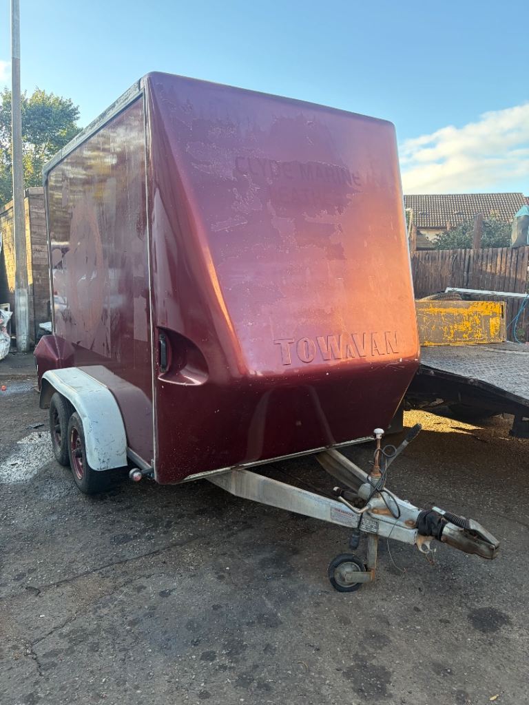 Tow a van box trailer 