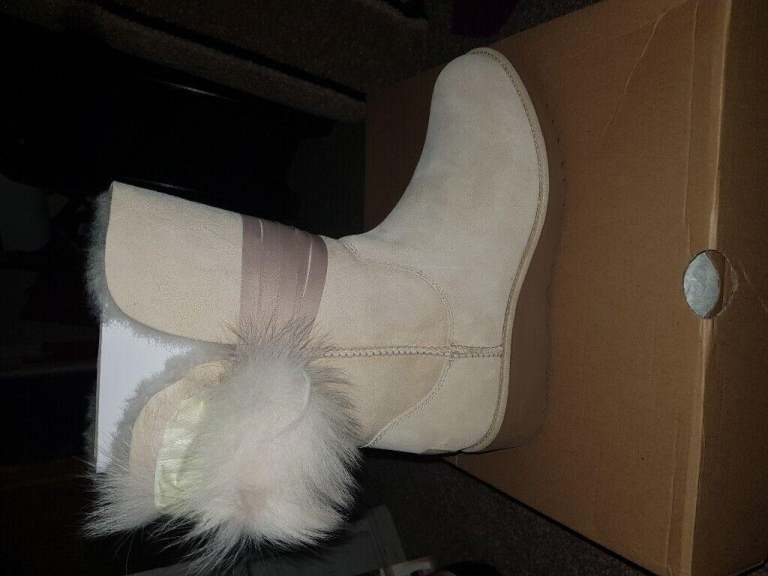 Ladies Ugg Boots