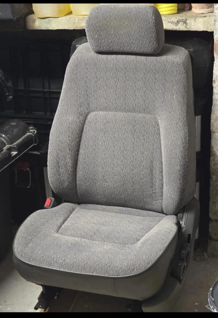 Pajero car seats