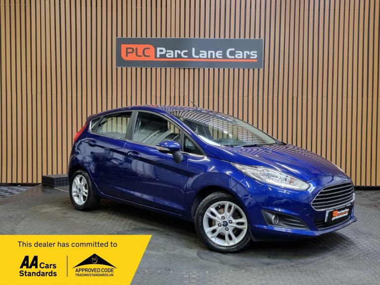 2016 Ford Fiesta 1.0T EcoBoost Zetec Hatchback 5dr - ONE OWNER - 9 SERVICES -