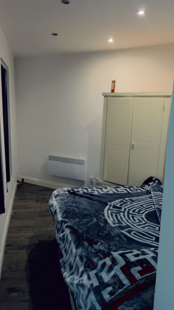 Room for rent 
