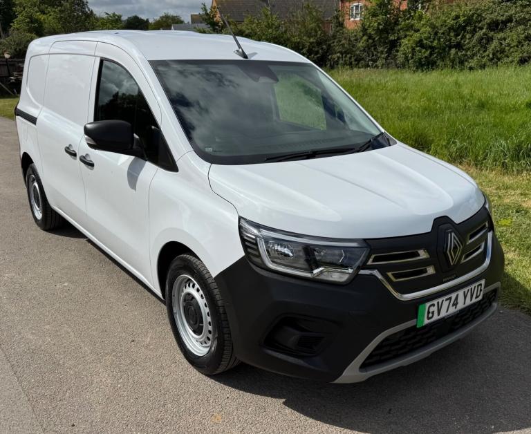 2025 Renault Kangoo Advance 90kW 44kWh Electric LWB L2 White Van - 885 Miles