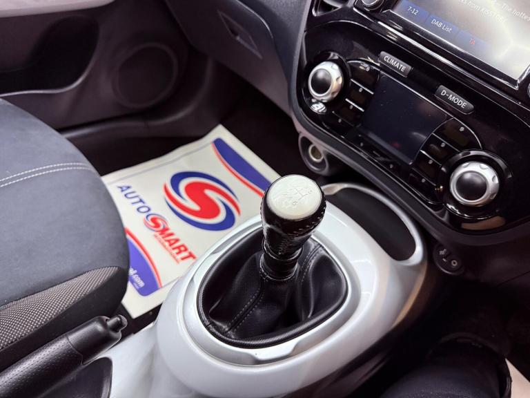 2015 Nissan Juke 1.2 DIG-T Acenta Premium Euro 6 (s/s) 5dr HATCHBACK Petrol Manual