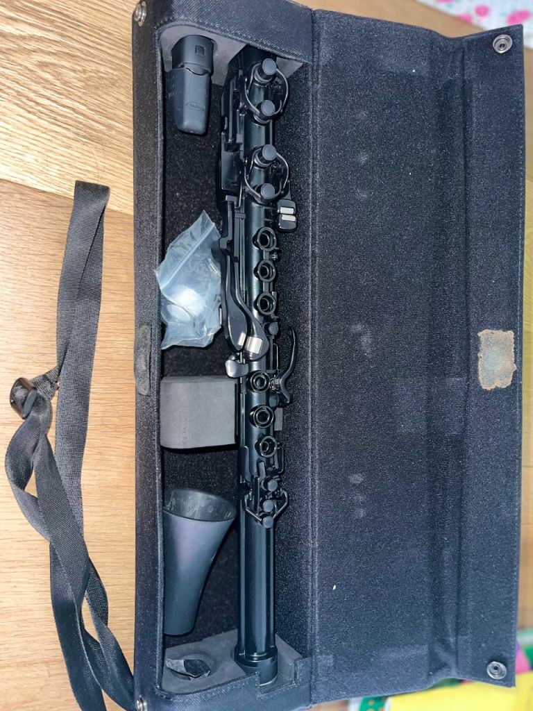 Nuvo Clarinet 