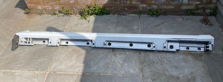 2021 Lexus ES300H Right Side Skirt White