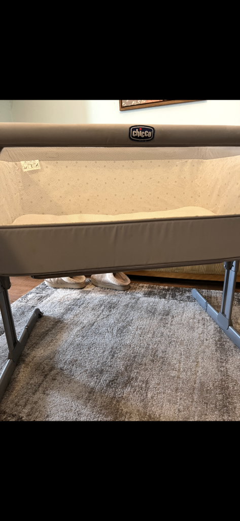 Chicco Next2Me Bedside Crib