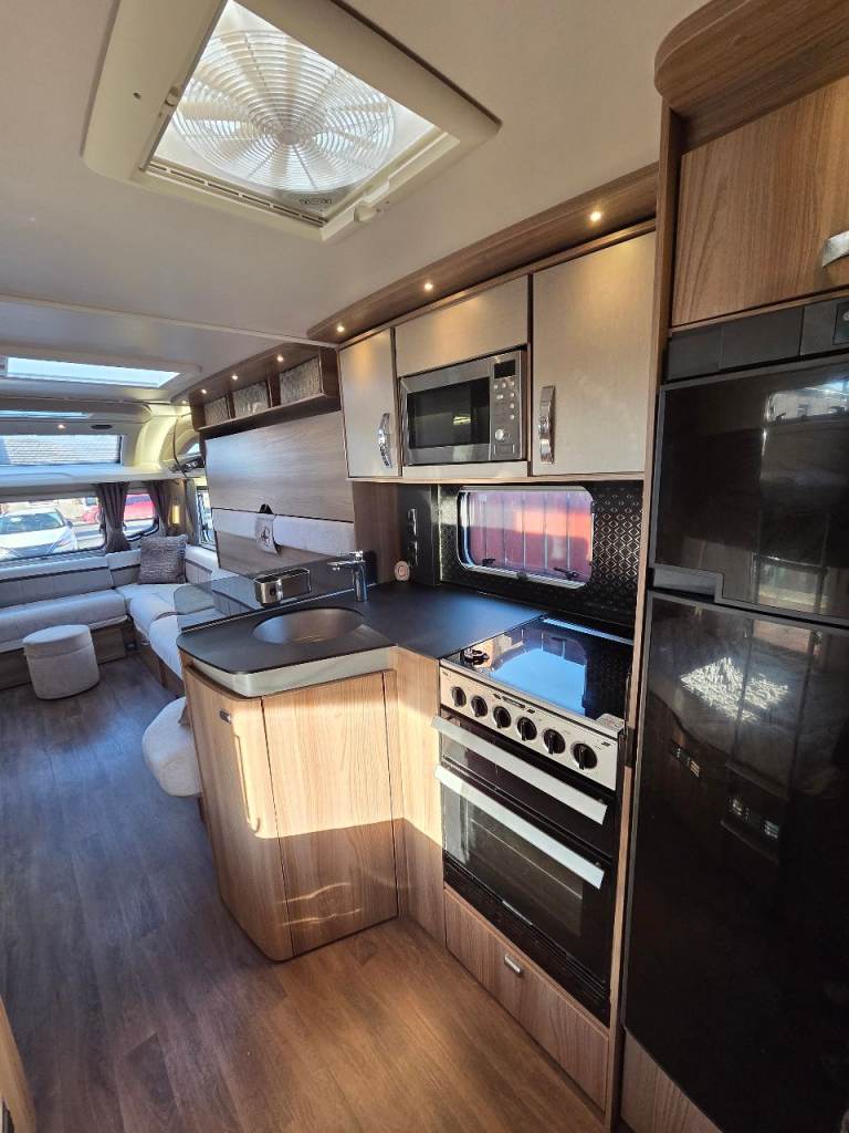 Swift Elegance 655 touring caravan