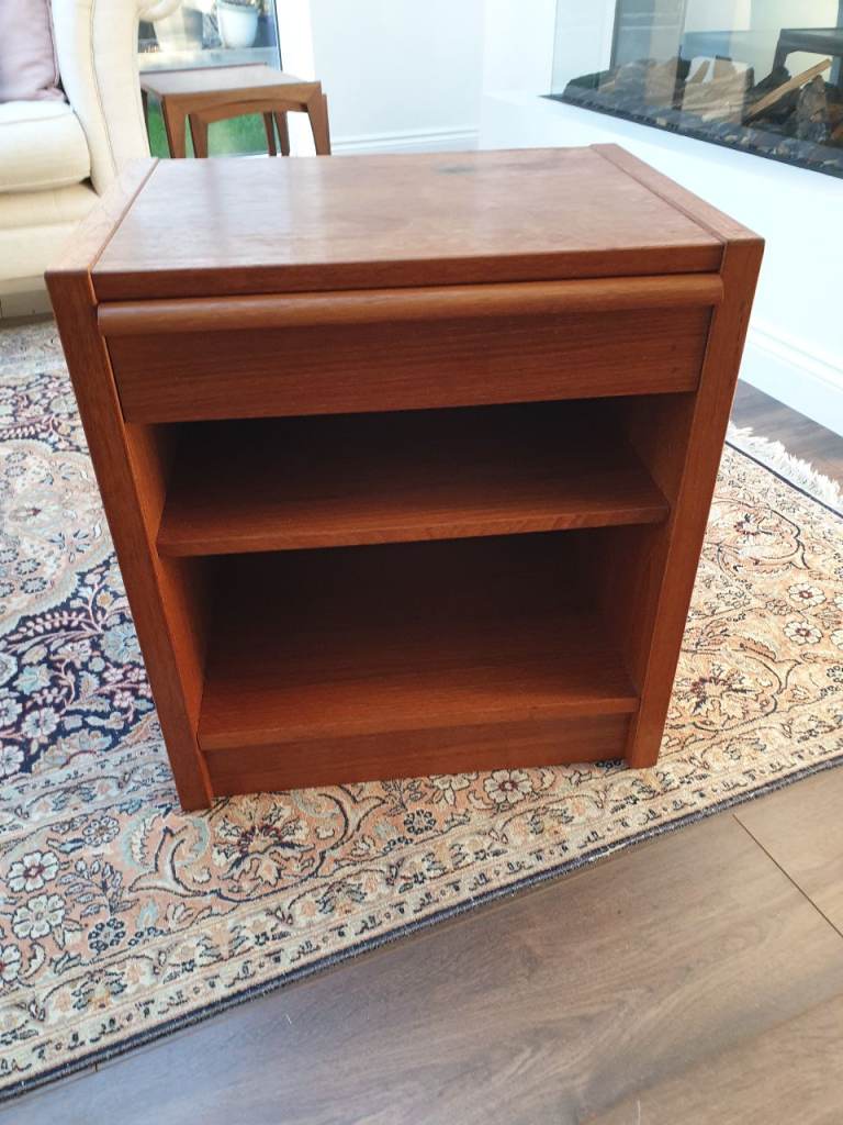 JESPER DANISH BEDSIDE CABINET/NIGHTSTAND