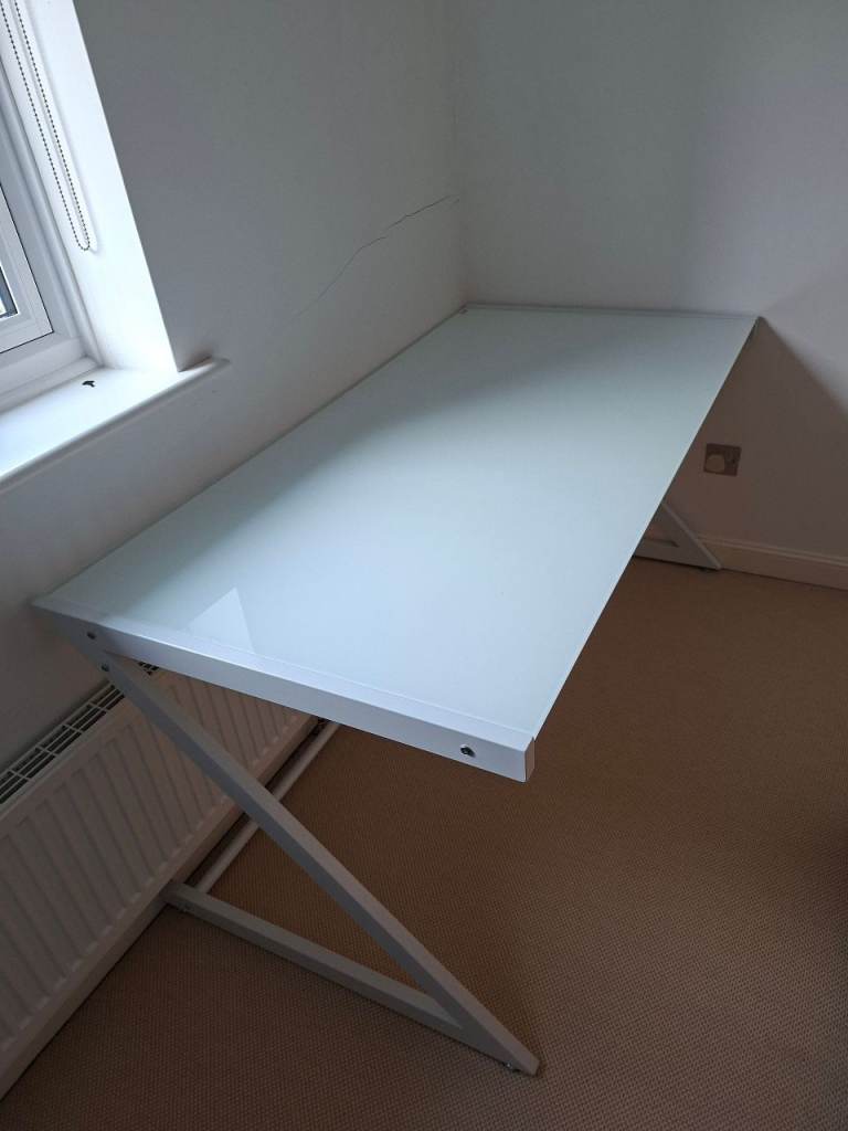 Large desk with glass top as good as new, minor scratches hence lower price