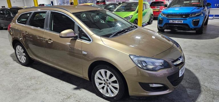 2014 Vauxhall Astra 1.6 16V Tech Line Sports Tourer Auto Euro 5 5dr ESTATE Petrol Automatic