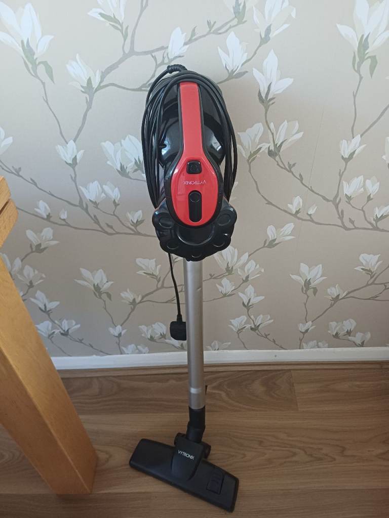 Vacuum Cleaner 600W Corded bagless