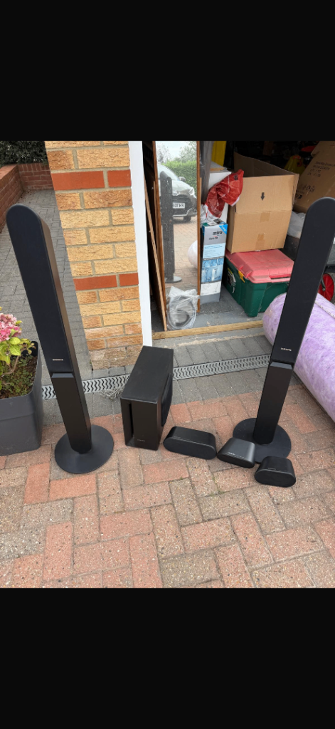 Samsung surround sound speakers 