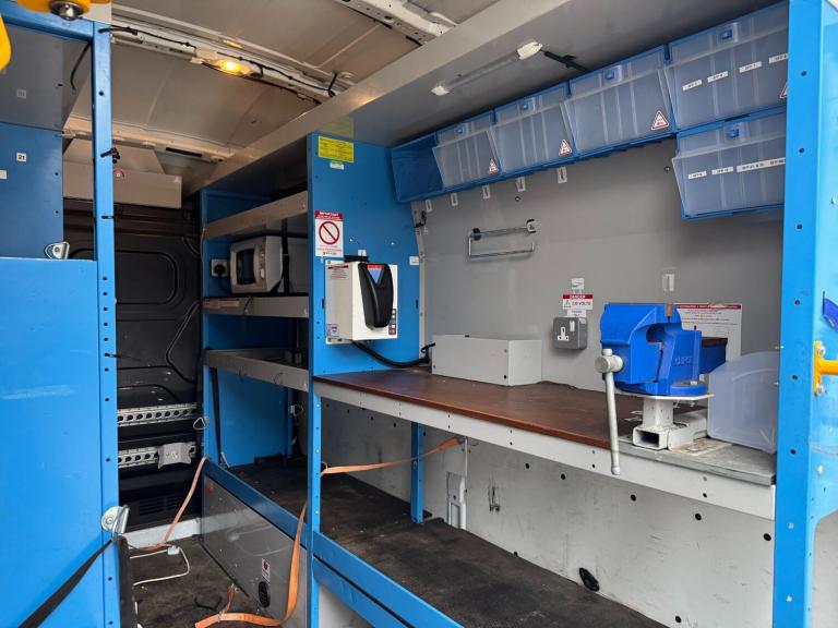 FORD TRANSIT 350 2.0 TDCI 2017 (67) MWB HIGH ROOF WORKSHOP PANEL VAN + 69,000 ML