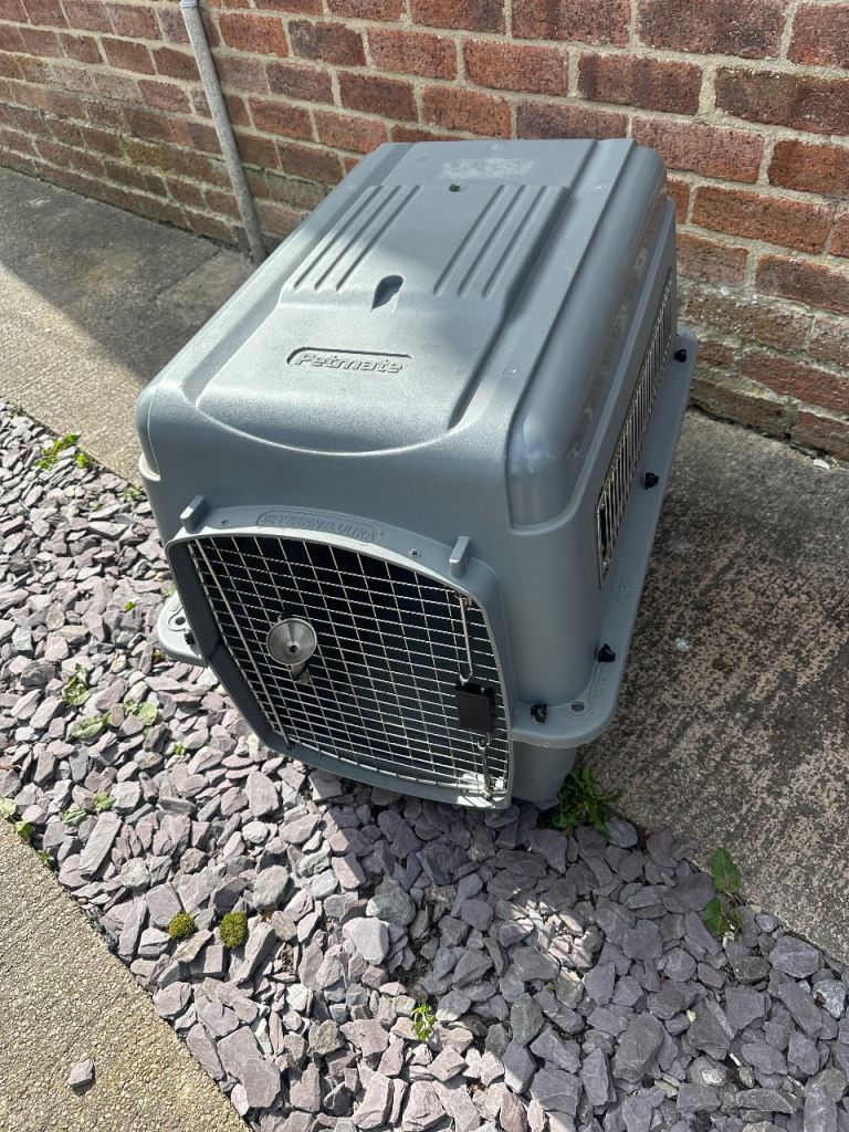 Petmate sky kennel ultra live animal transporter ATA approved 