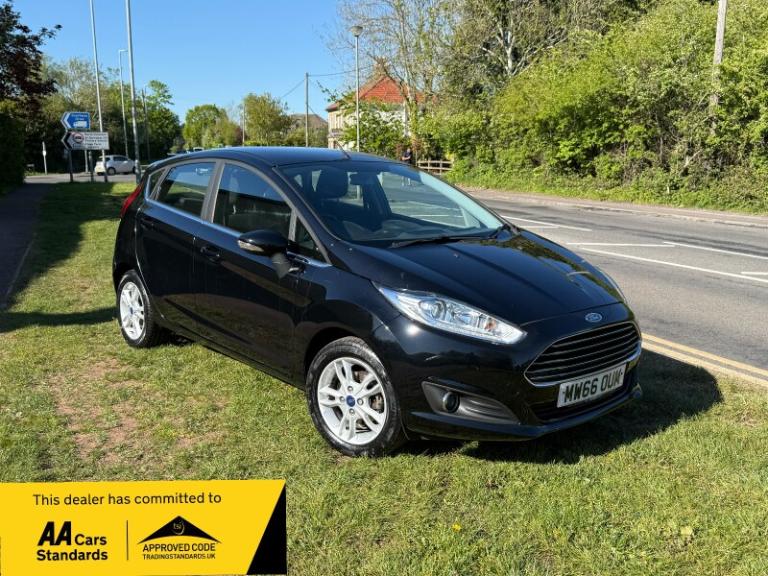 2016 Ford Fiesta 1.25 82 Zetec 5dr JUST 29k ULEZ COMPLIANT CAT S HATCHBACK Petrol Manual