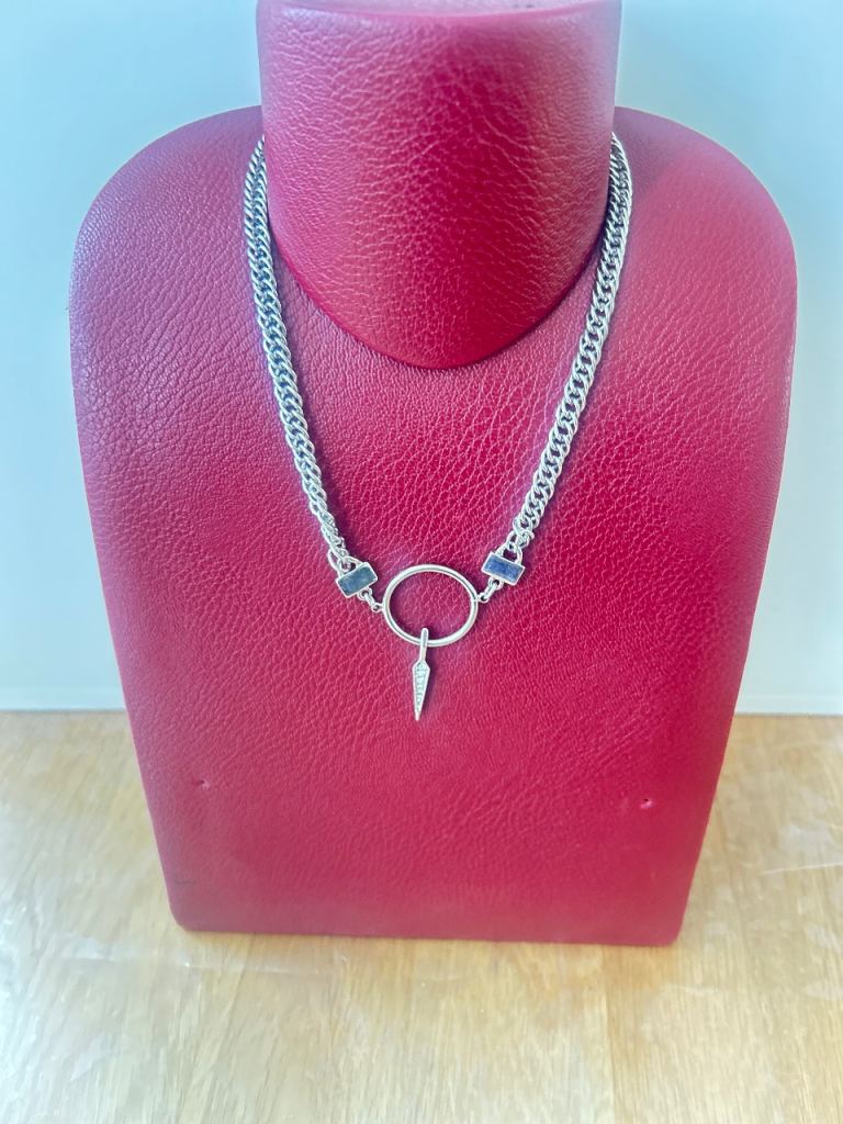 Stylish Silver Chain Necklace with Ring Pendant
