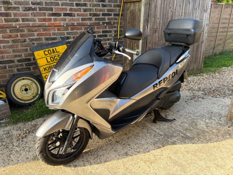 Honda Forza 300 - 19000 Miles - Fully Automatic - Good Condition