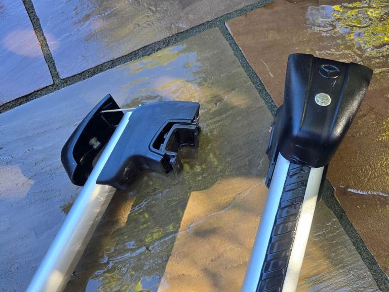 Genuine Mercedes-Benz GLS Roof Bars / Roof Rack – Used