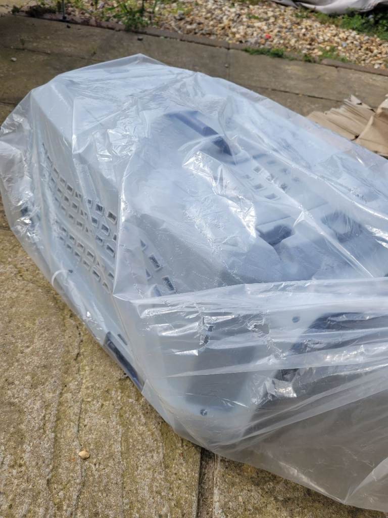 Unopened amazon pet carrier