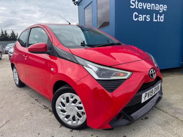 2019 Toyota AYGO 1.0 VVT-i X-Play 5dr x-shift HATCHBACK PETROL Automatic