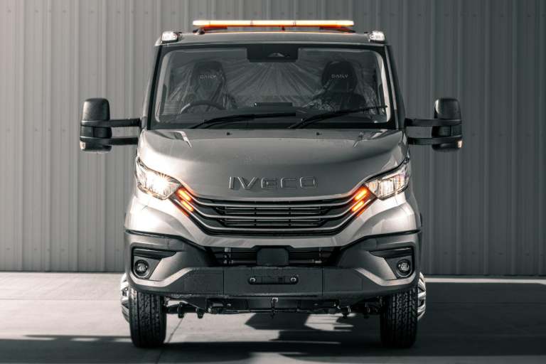 2025 3.0 180BHP AUTO IVECO DAILY 7.2 TONNE RECOVERY TRUCK CAR TRANSPORTER 