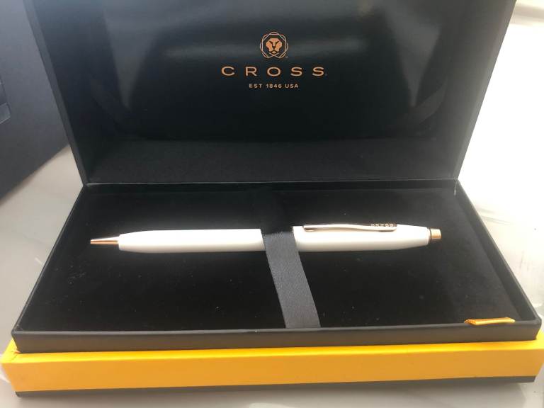 CROSS Century II Pearlescent White Lacquer Ballpoint Pen with Rose Gold PVD-BNIB