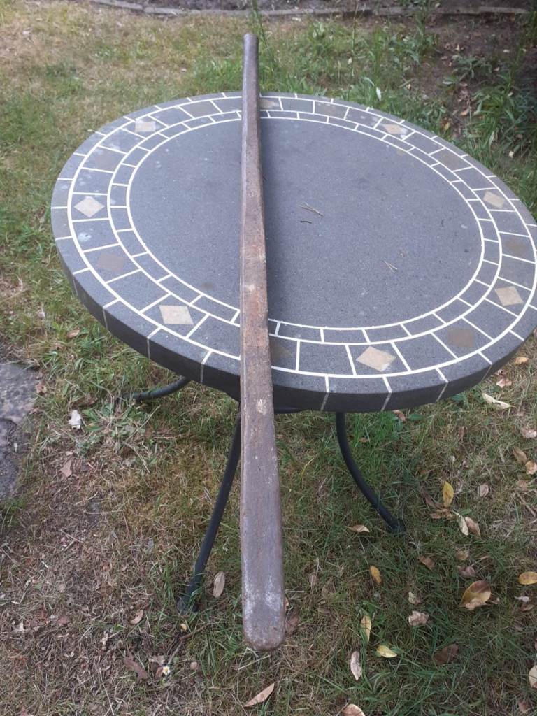 Antique / vintage metal crowbar - Dorking collection