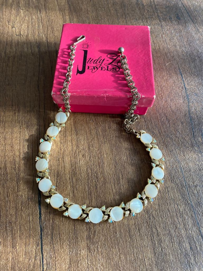 VINTAGE JUDY LEE CHOKER NECKLACE 