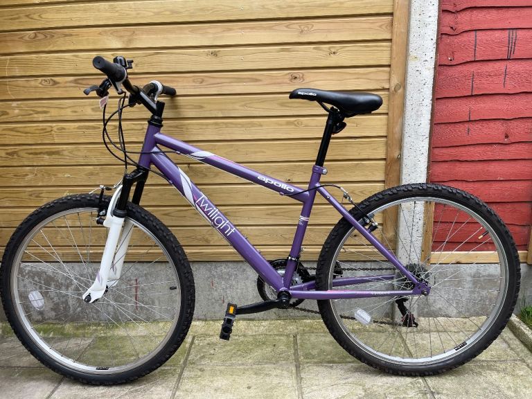 Apollo Twilight mountain bike - Like brand new 
