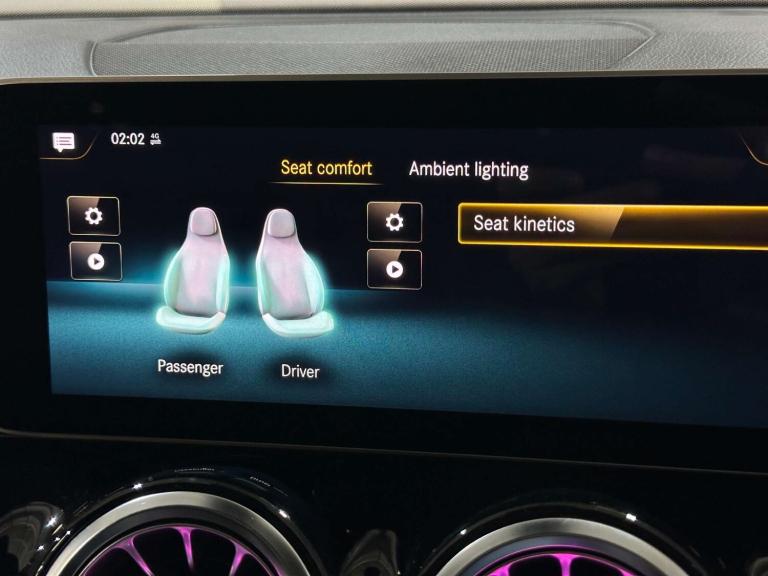 2021 Mercedes-Benz GLB 2.0 GLB 220 AMG Line Premium+ D 4Matic Auto 4WD 5dr SUV Diesel Automatic