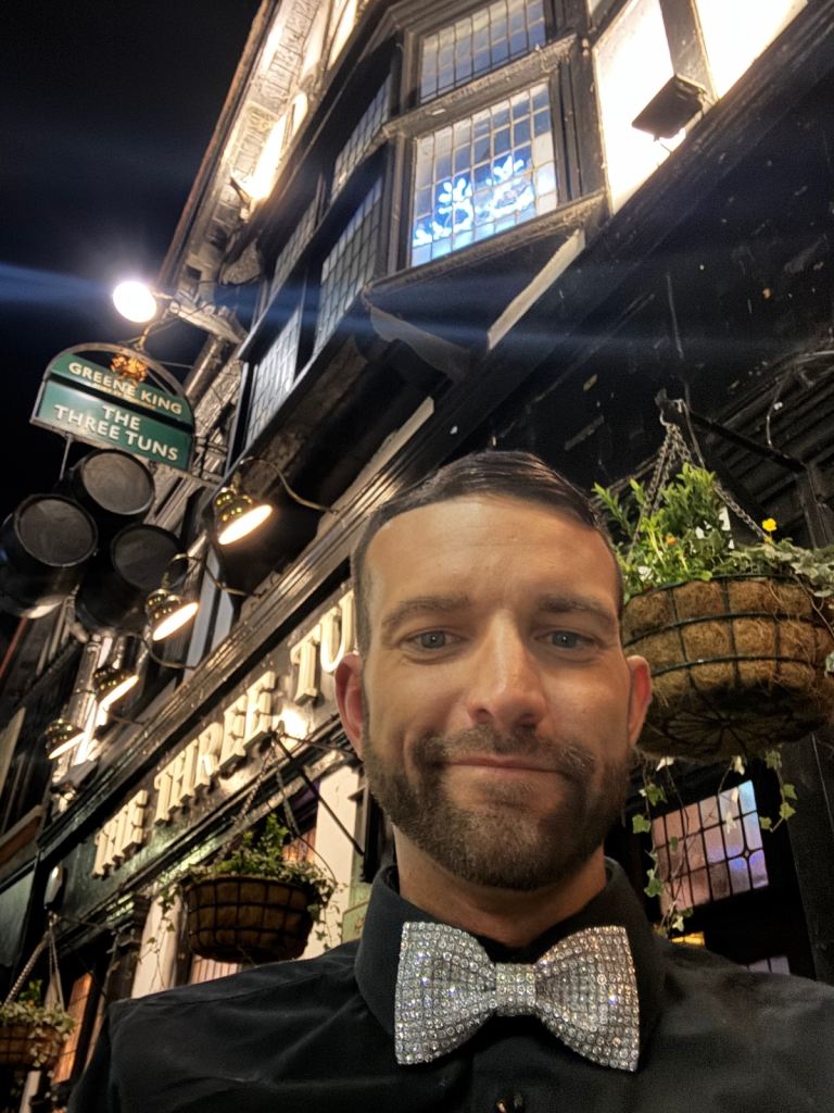 1 Bedroom flat required DSS No deposit 