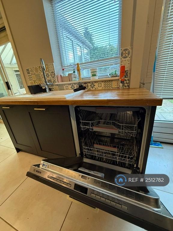 3 bedroom house in Westleigh Lane, Leigh, WN7 (3 bed) (#2512782)